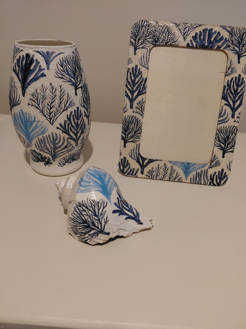 Coastal Blue Coral Pattern Home Art Set